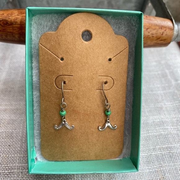 NWOT Mustache Earrings - Picture 1 of 3